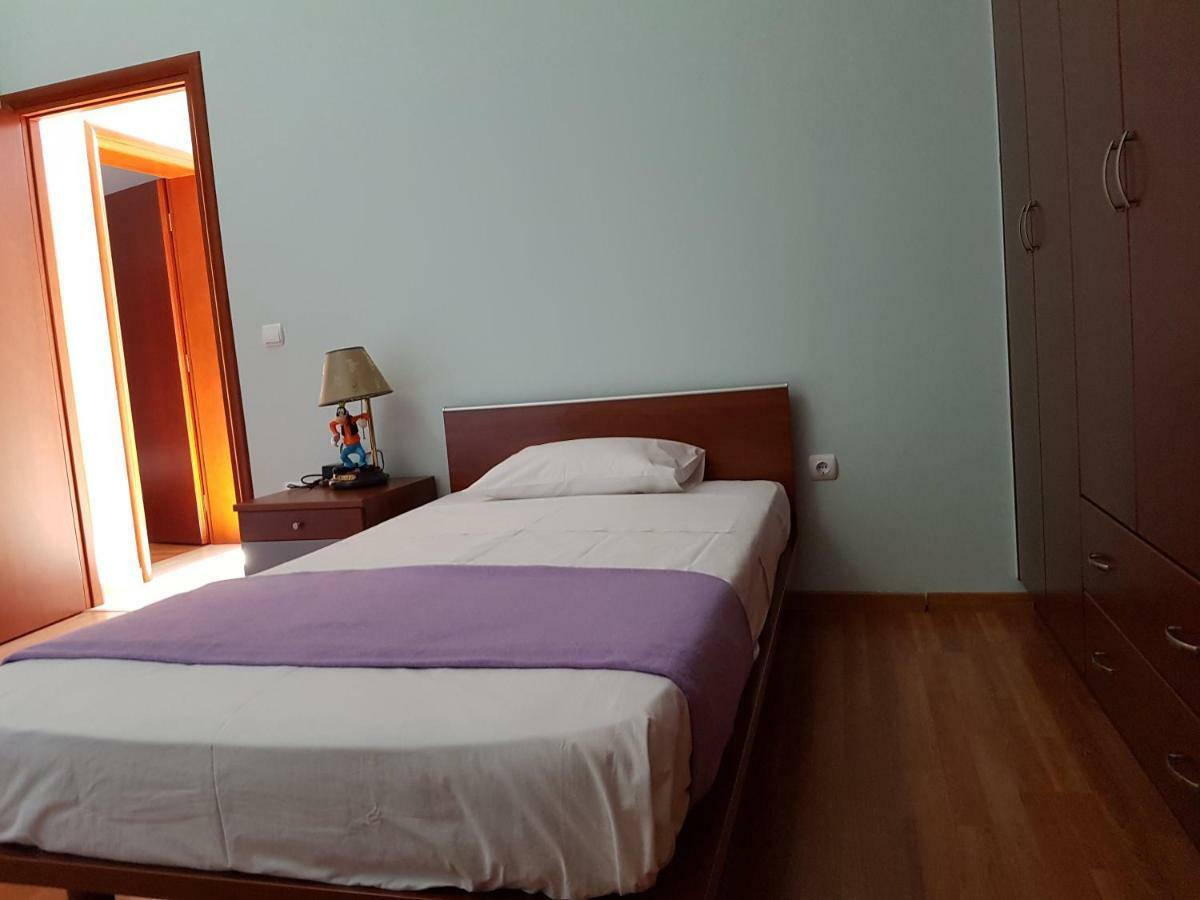 Dimitris Villa Aigio Bagian luar foto